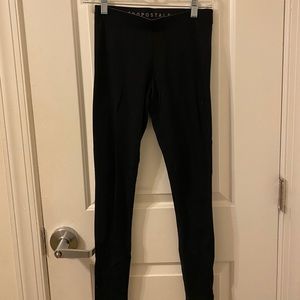 Black leggings